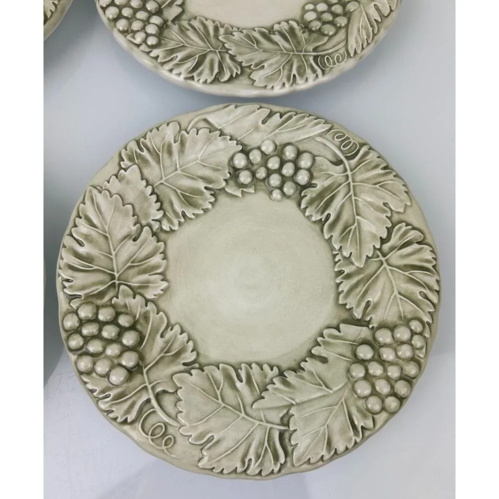 Williams Sonoma Napa Sage Italy Leaf Grape Dessert Bread Appetizer Plates 7